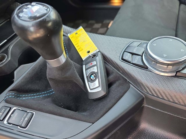 Used 2016 BMW M2 RWD image 13