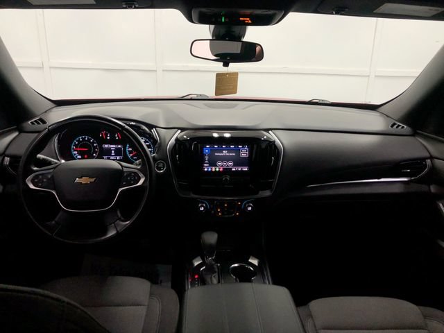 Used 2022 Chevrolet Traverse LT FWD image 14