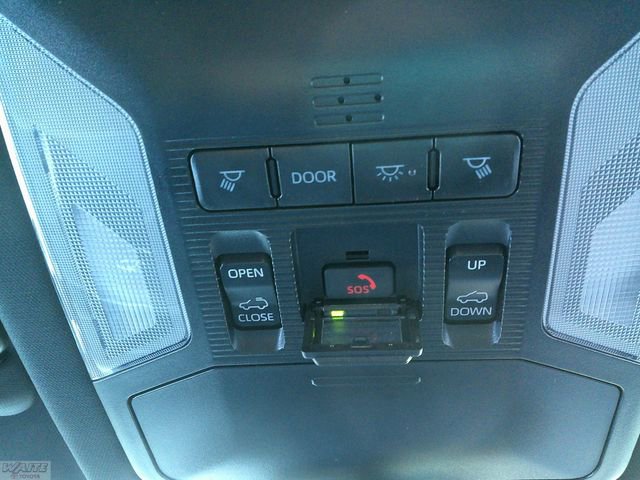 Used 2023 Toyota RAV4 SE w/ Weather & Moonroof Package image 22