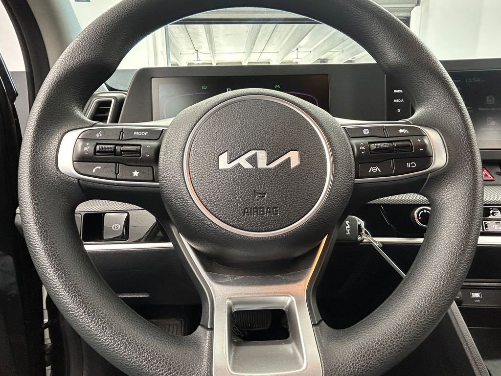 Used 2024 Kia Sportage LX image 24