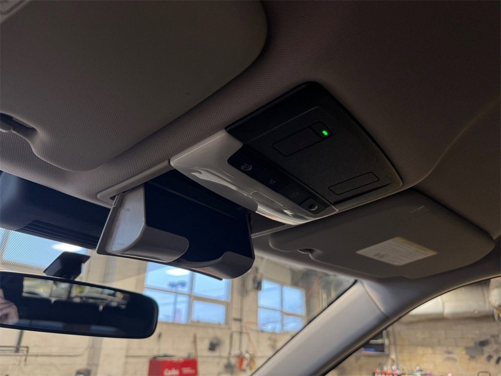 Used 2022 Mitsubishi Outlander ES image 30