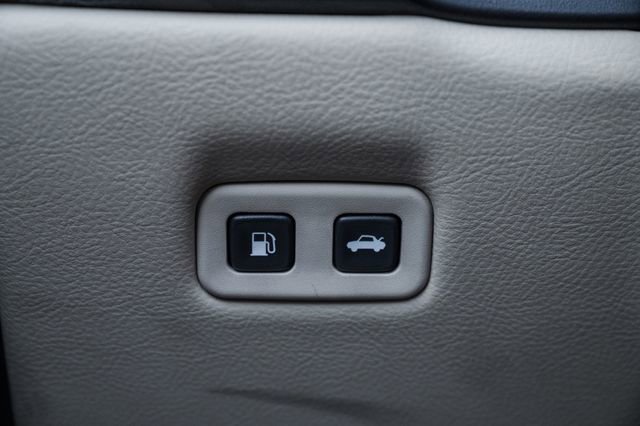 Used 2006 Chevrolet Corvette Convertible w/ Preferred Equipment Group image 70