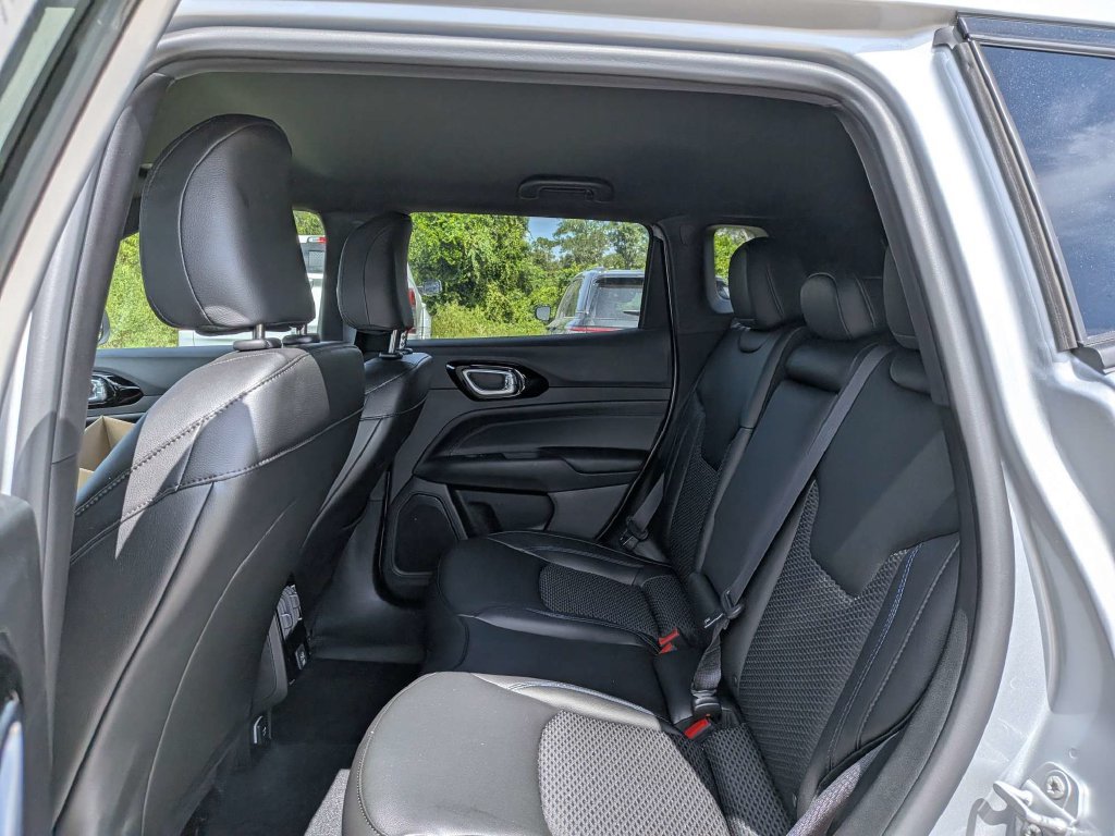 New 2026 Jeep Compass Latitude AWD/4WD image 14