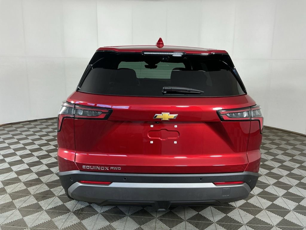 New 2026 Chevrolet Equinox LT w/ Convenience Package II AWD/4WD image 8