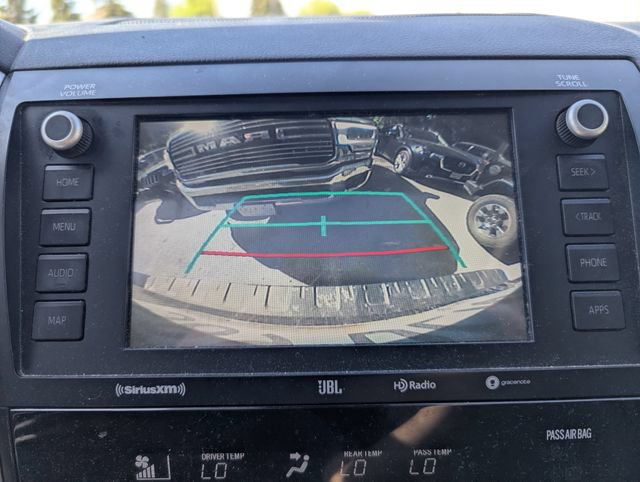 Used 2020 Toyota Sequoia Platinum AWD/4WD image 9
