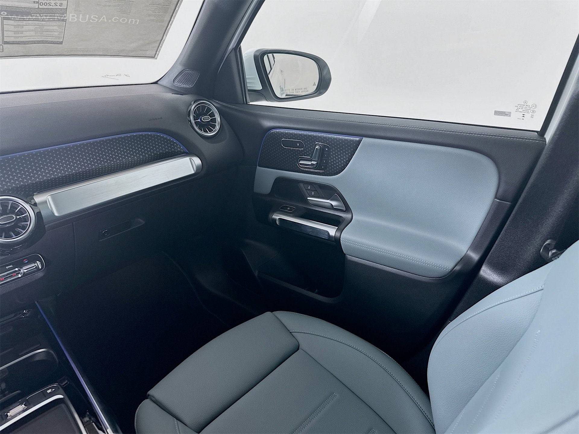 New 2026 Mercedes-Benz GLB 250 image 25