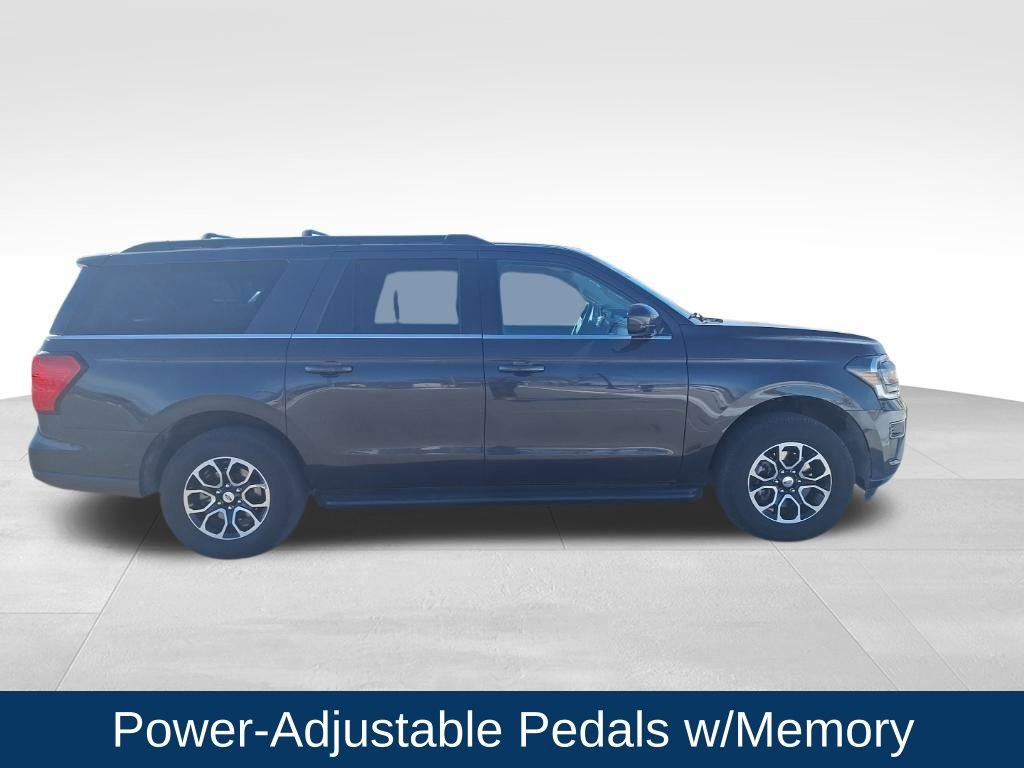 Used 2024 Ford Expedition Max XLT image 7