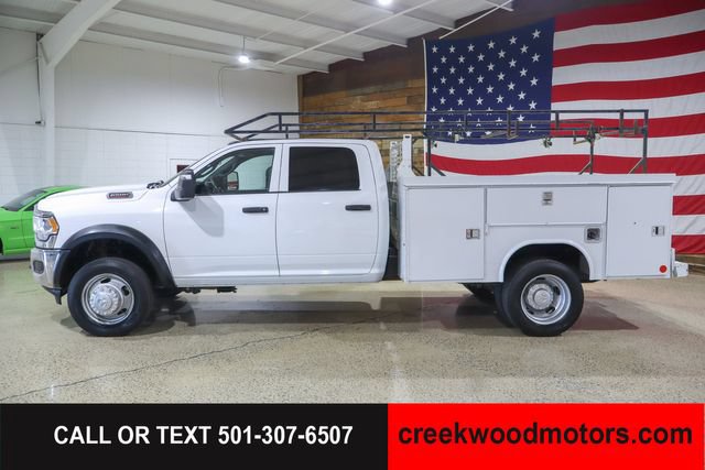 Used 2024 RAM 5500 Tradesman w/ Chrome Appearance Group AWD/4WD image 6