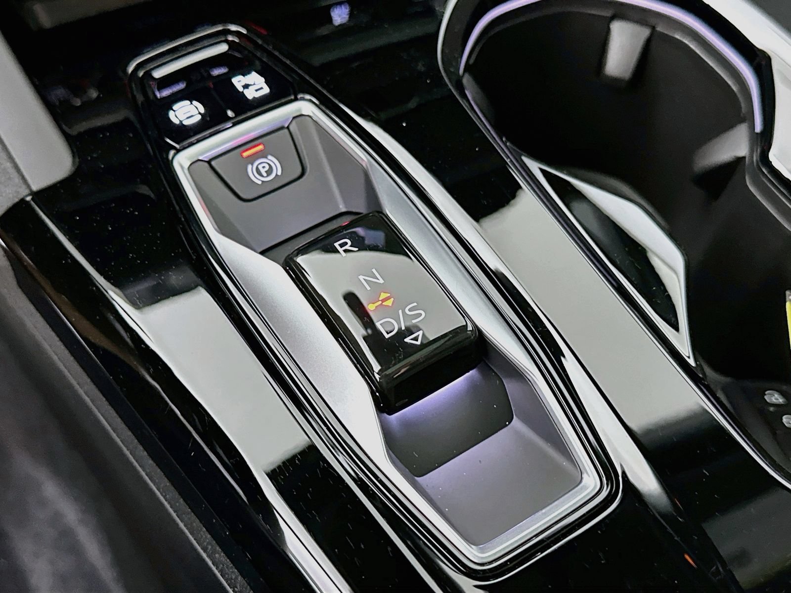 New 2026 Audi SQ5 Prestige AWD/4WD image 27