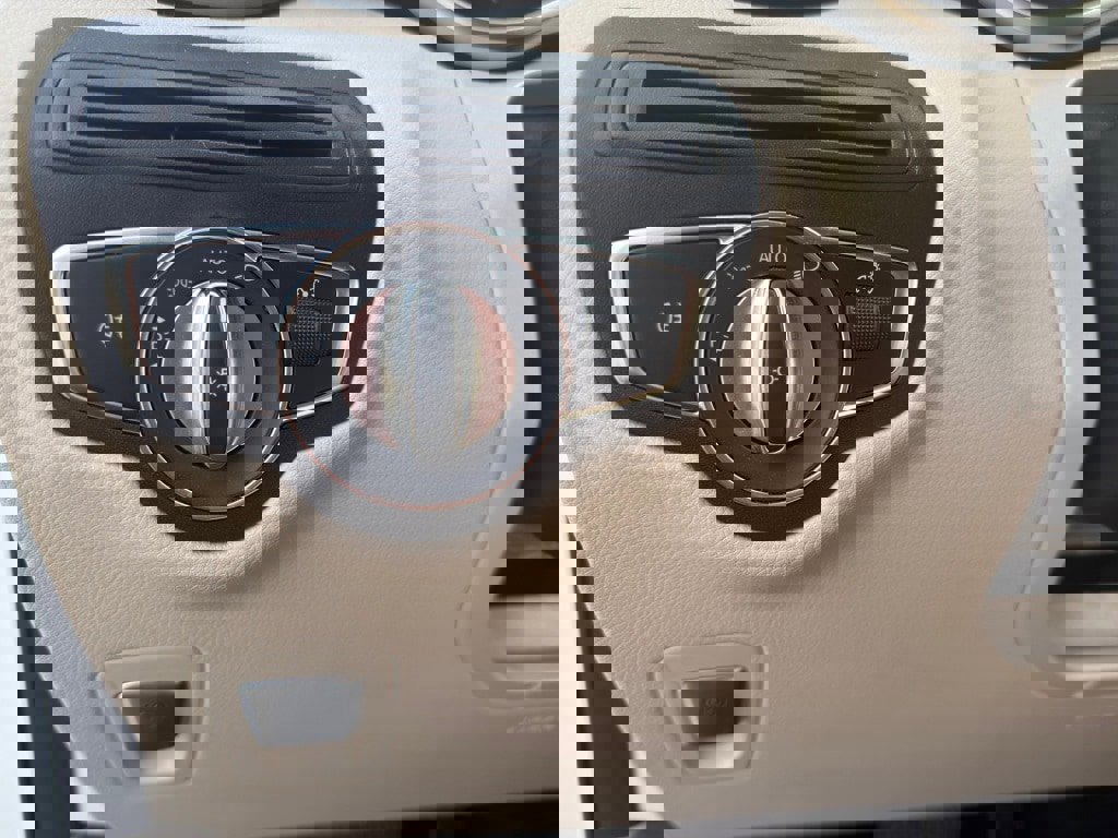 Used 2022 Mercedes-Benz GLC 300 4MATIC image 15