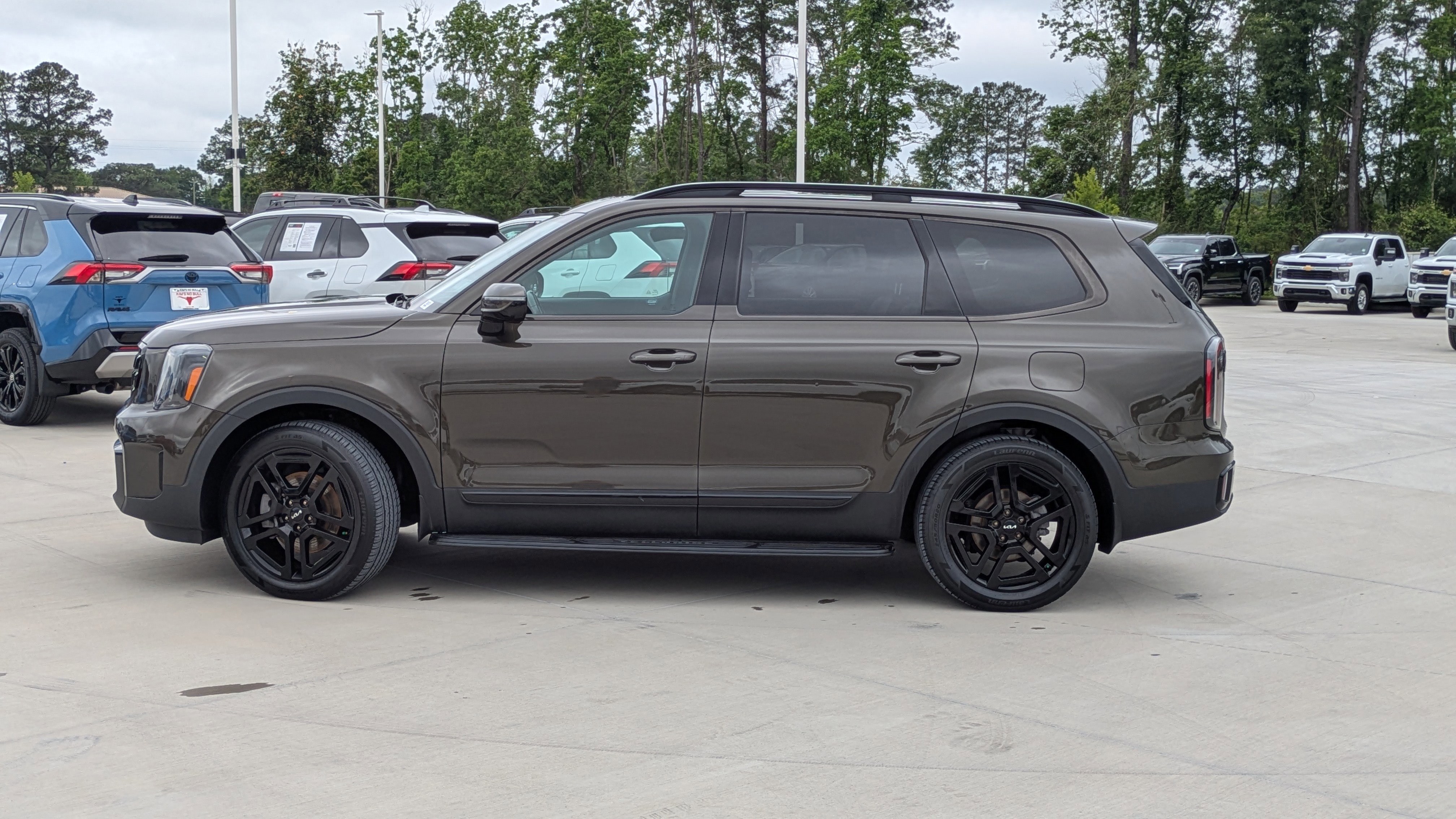 Used 2024 Kia Telluride SX Prestige X-Line AWD/4WD image 2