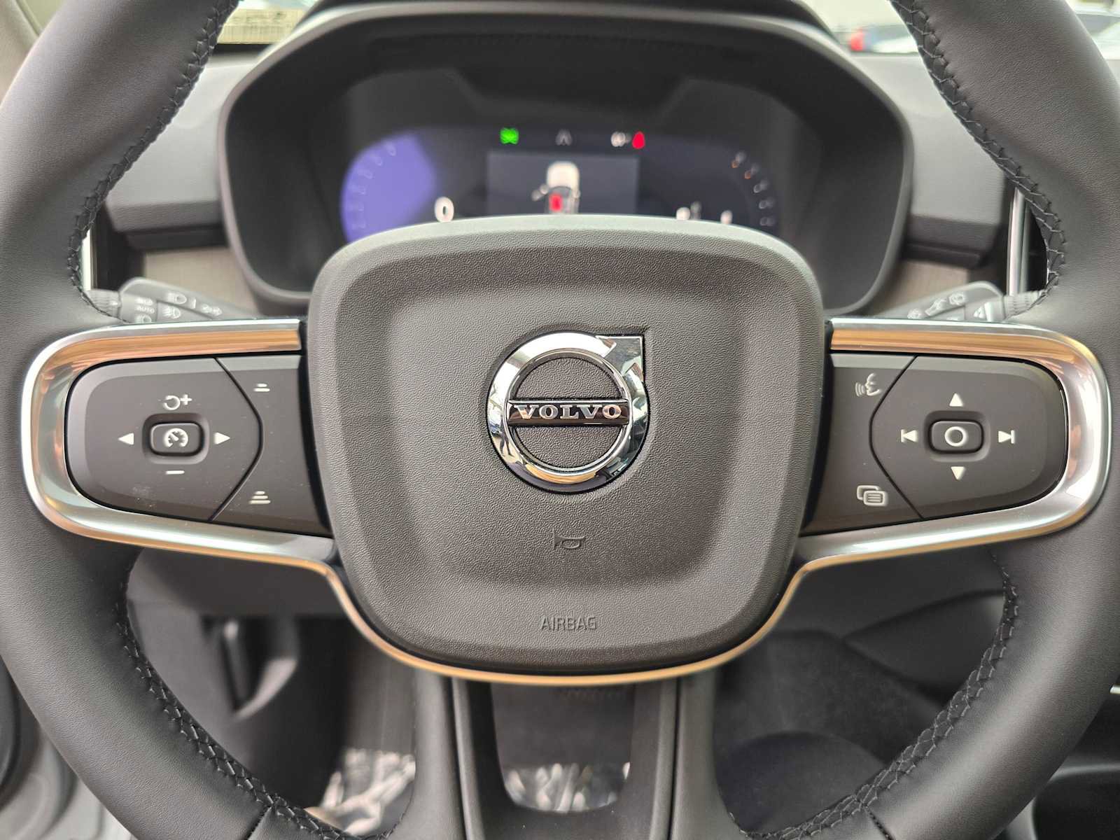 New 2026 Volvo XC40 B5 Plus w/ Protection Package Premier image 23