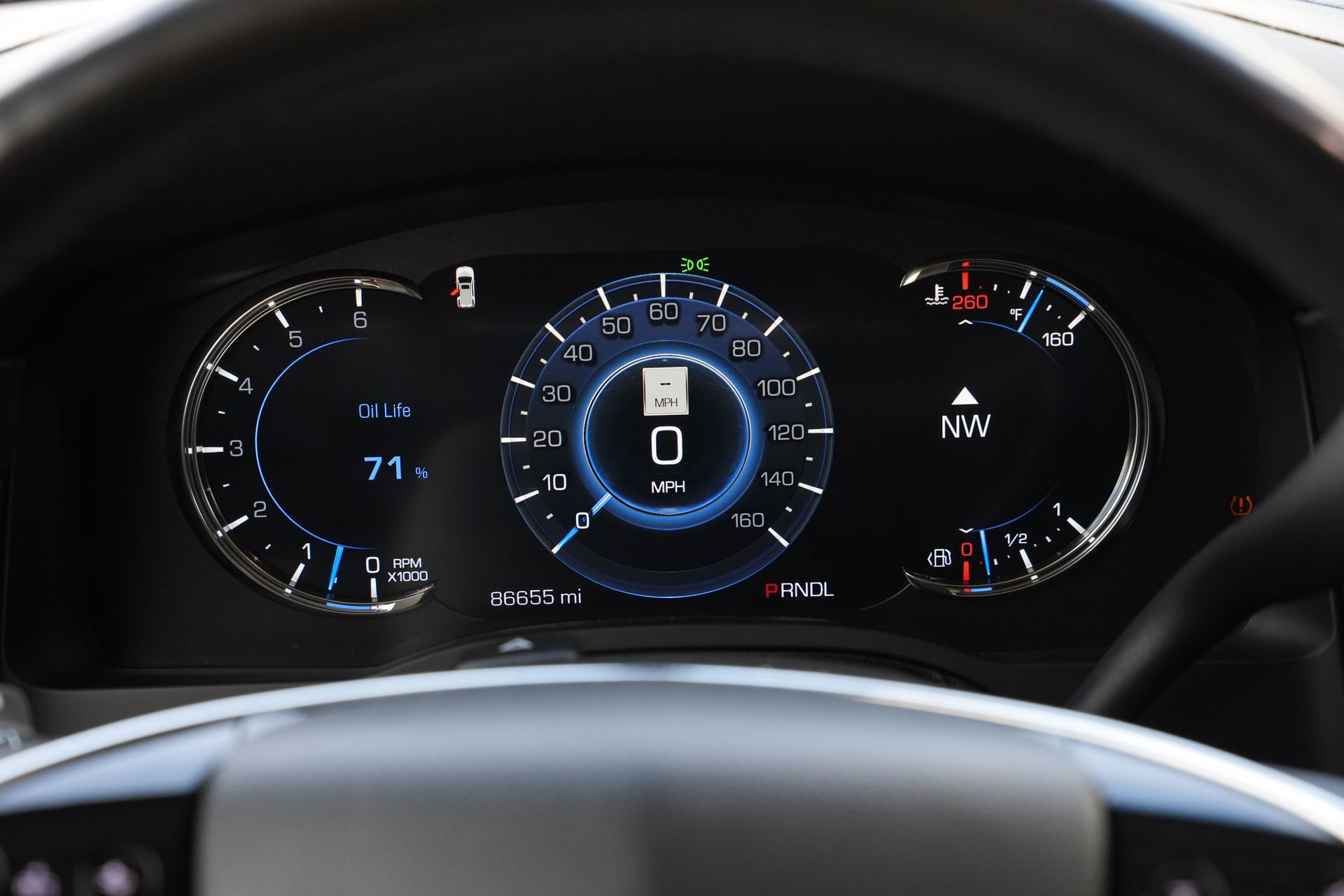 Used 2018 Cadillac Escalade ESV Luxury image 11