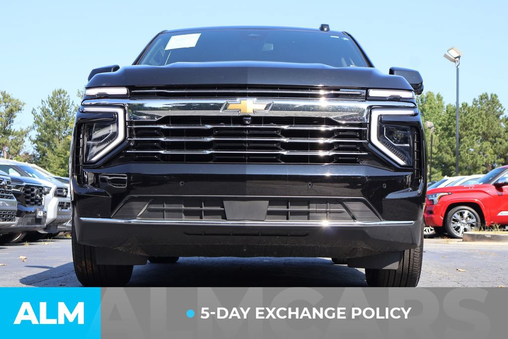 Used 2025 Chevrolet Tahoe LT RWD image 3