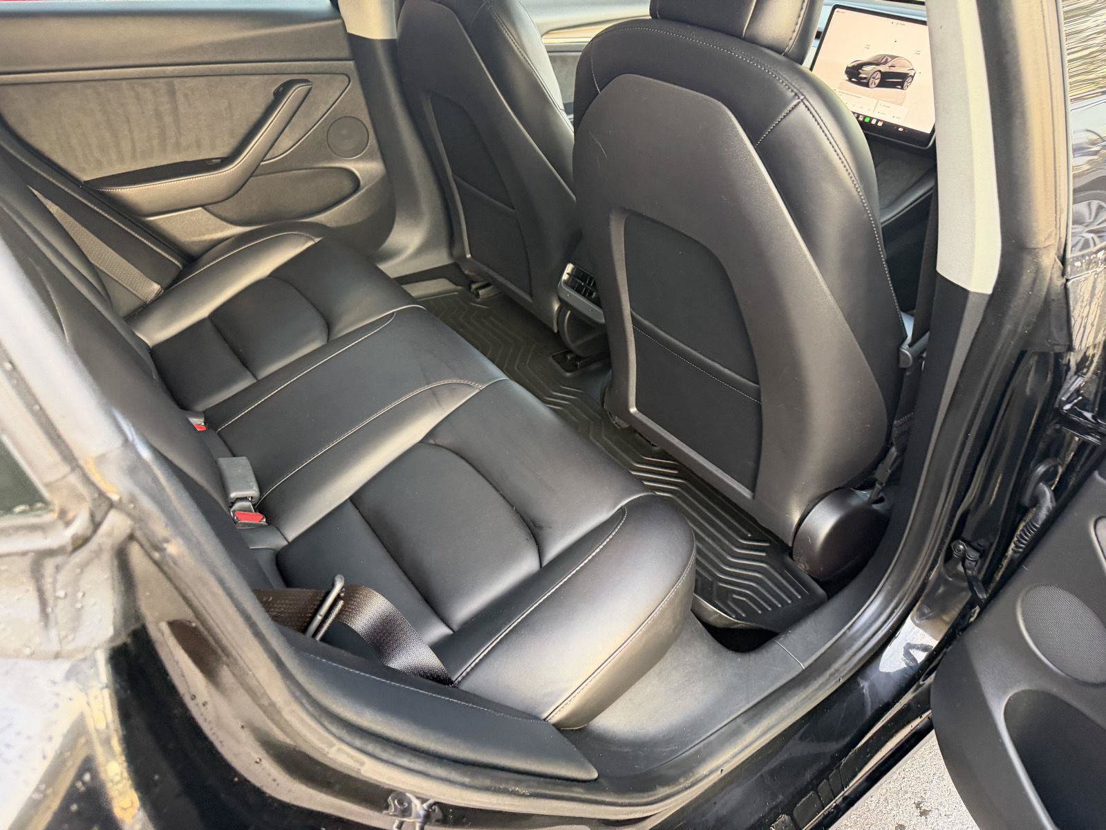 Used 2023 Tesla Model 3 Standard Range RWD image 19