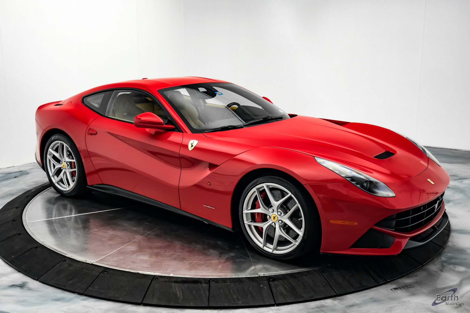 Used 2017 Ferrari F12 Berlinetta RWD image 23