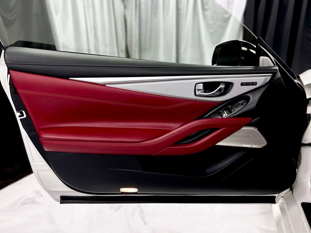 Used 2018 INFINITI Q60 Red Sport 400 w/ Sensory Package 3.0T Sport image 32