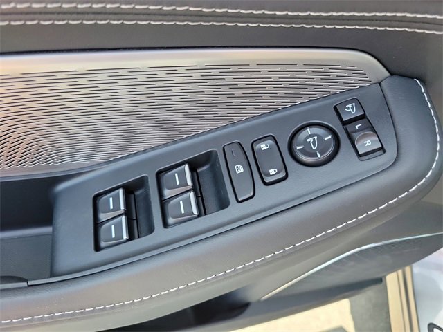 Used 2024 Acura MDX SH-AWD w/ Advance Package image 23