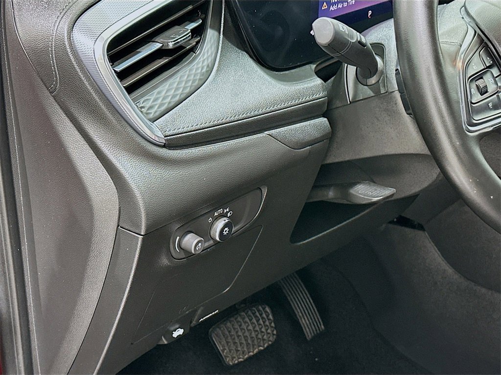 Used 2024 Buick Encore GX Preferred image 8