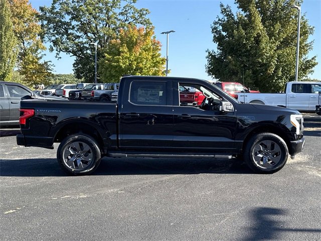 New 2025 Ford F150 Lightning Flash image 2