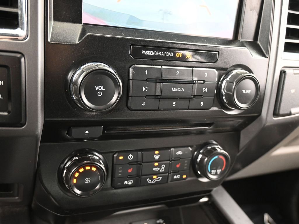 Used 2015 Ford F150 XLT w/ Equipment Group 302A Luxury image 21