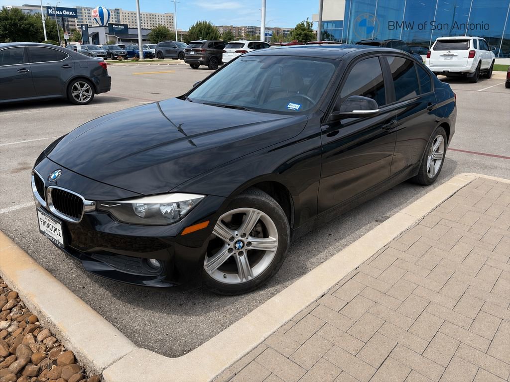 Used 2015 BMW 320i xDrive Sedan AWD/4WD image 1