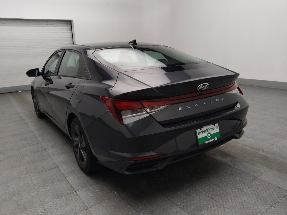 Used 2021 Hyundai Elantra SEL FWD image 5