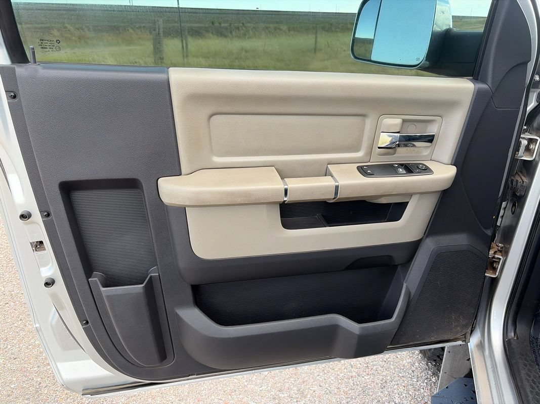 Used 2010 Dodge Ram 2500 Truck SLT w/ Cold Weather Pkg AWD/4WD image 9