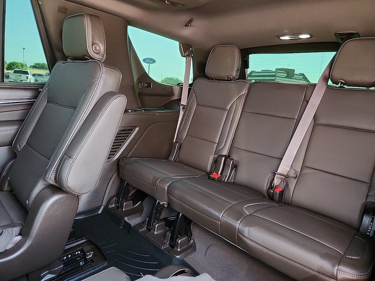 Used 2024 GMC Yukon Denali AWD/4WD image 5