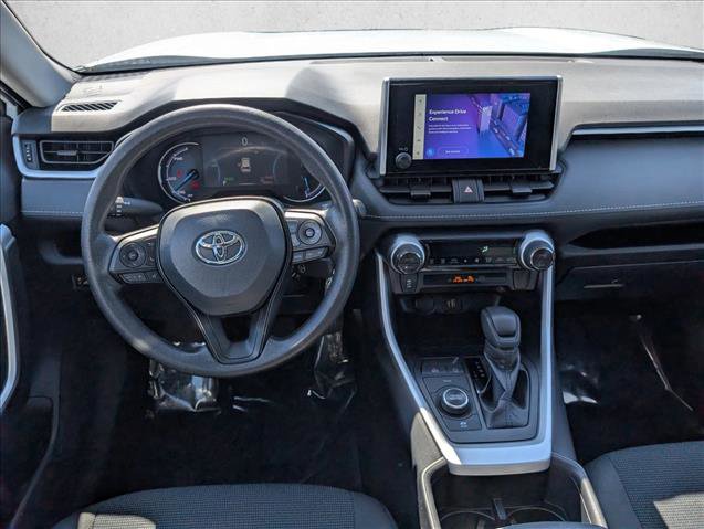 Used 2025 Toyota RAV4 LE image 19