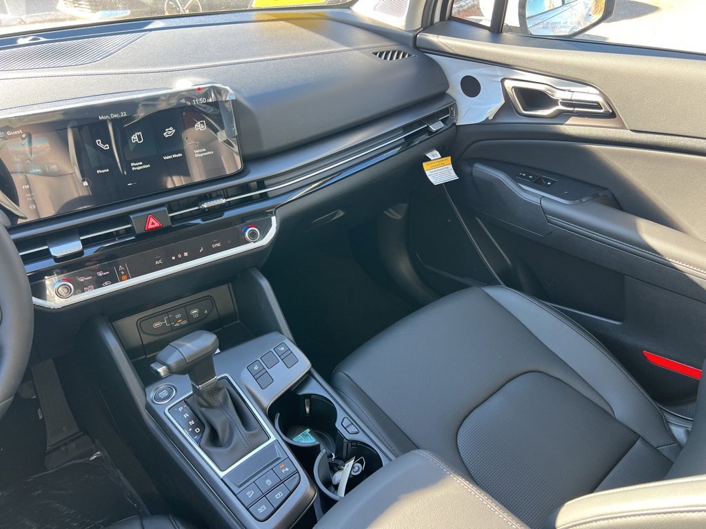 New 2026 Kia Sportage EX image 13