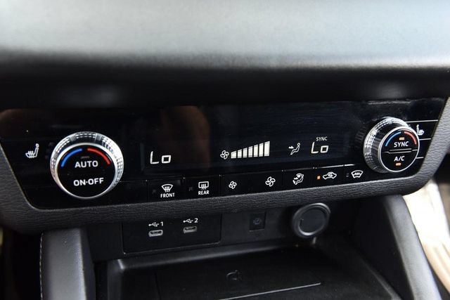 Used 2025 Mitsubishi Outlander SE AWD/4WD image 19