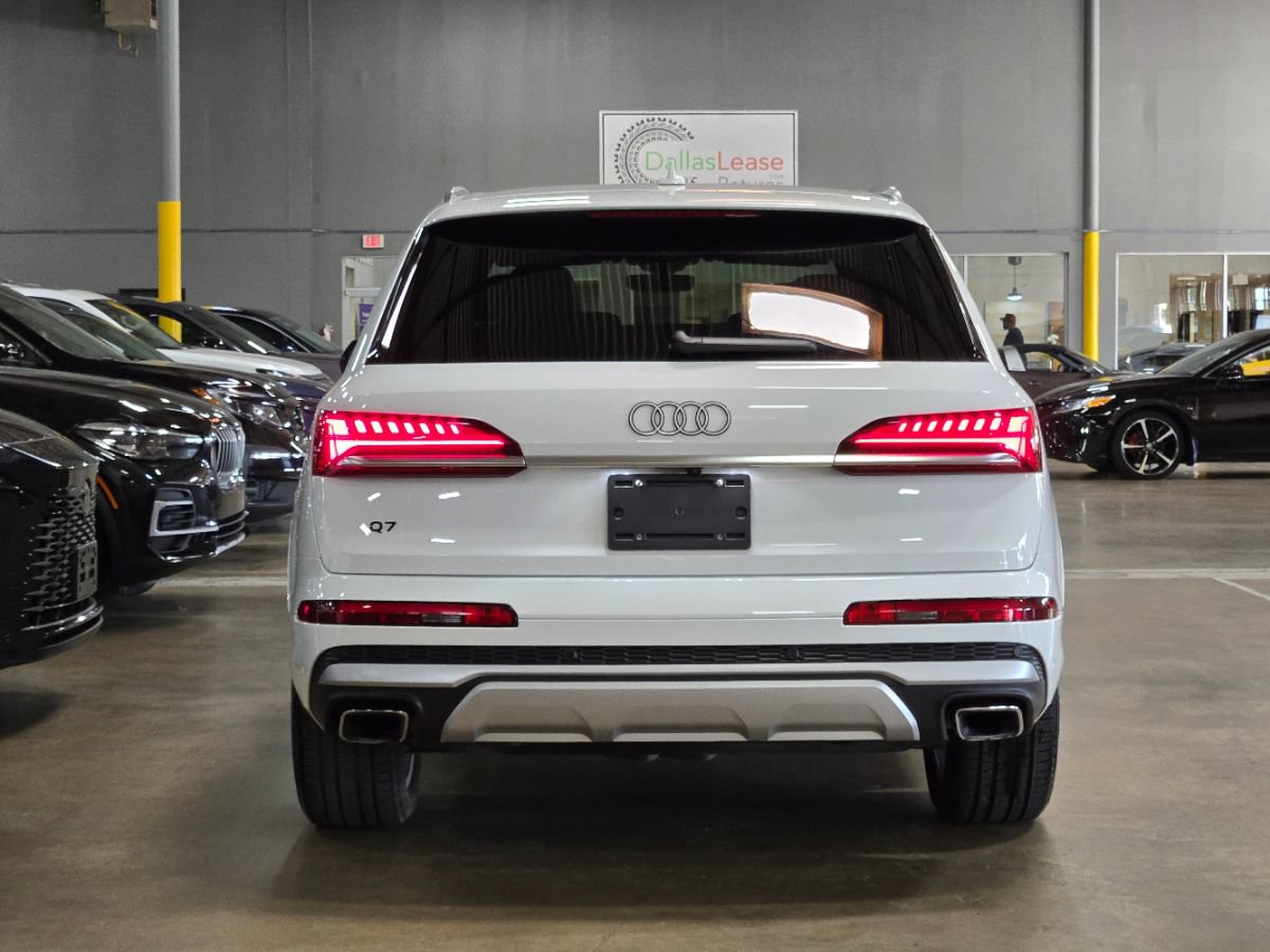 Used 2025 Audi Q7 3.0T Premium Plus AWD/4WD image 8