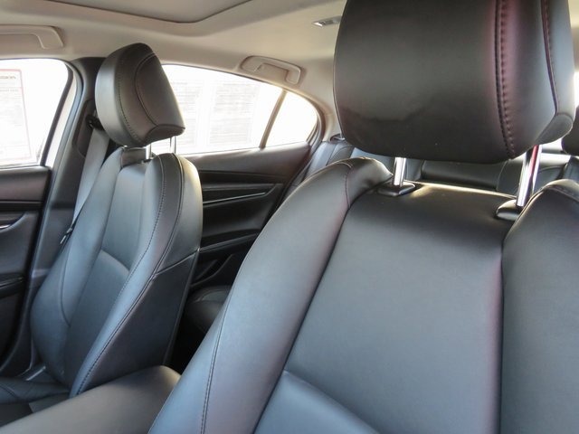 Used 2023 MAZDA MAZDA3 s image 16