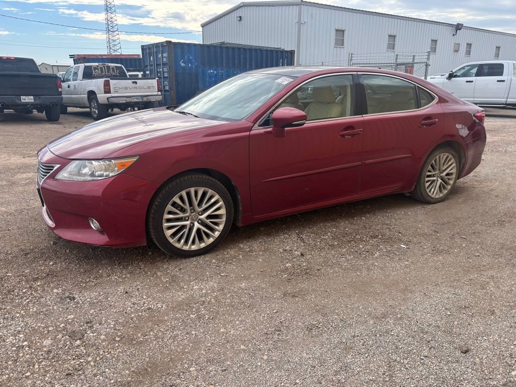 Used 2015 Lexus ES 350 w/ Ultra Luxury Package image 4