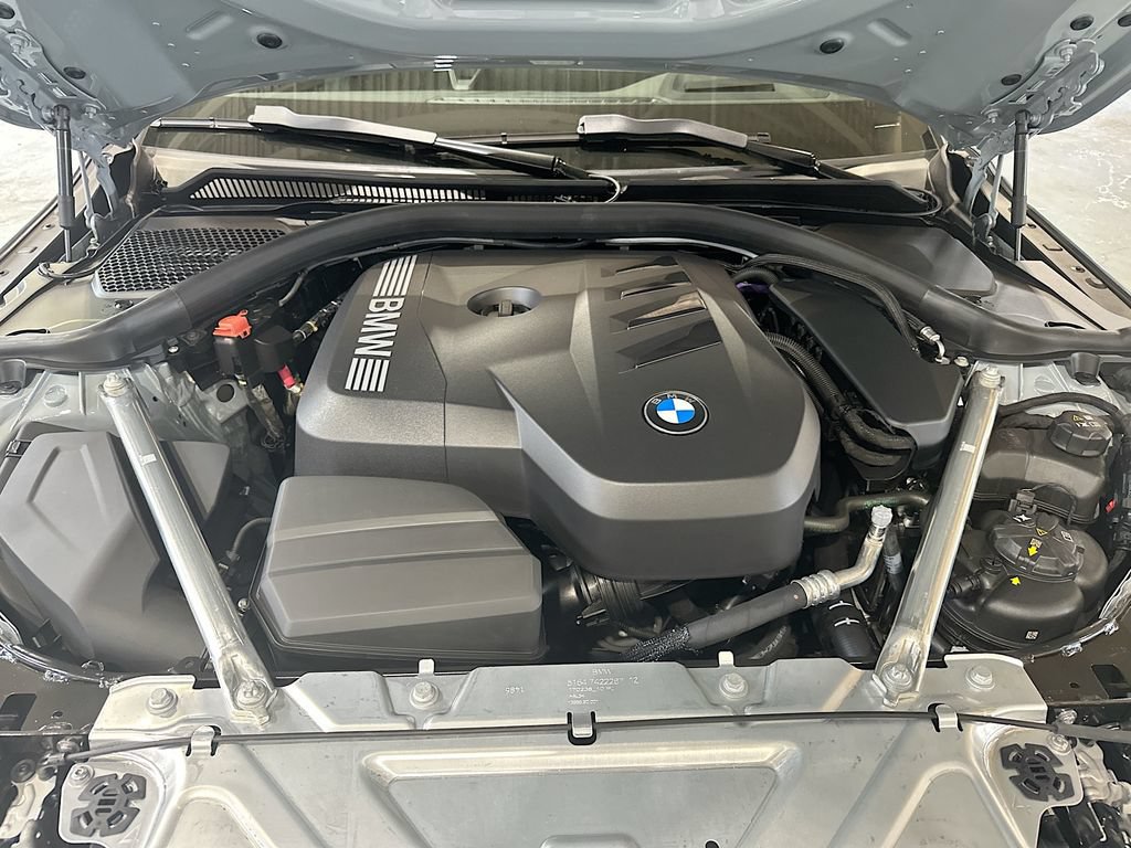 New 2026 BMW 430i xDrive w/ M Sport Package AWD/4WD image 32