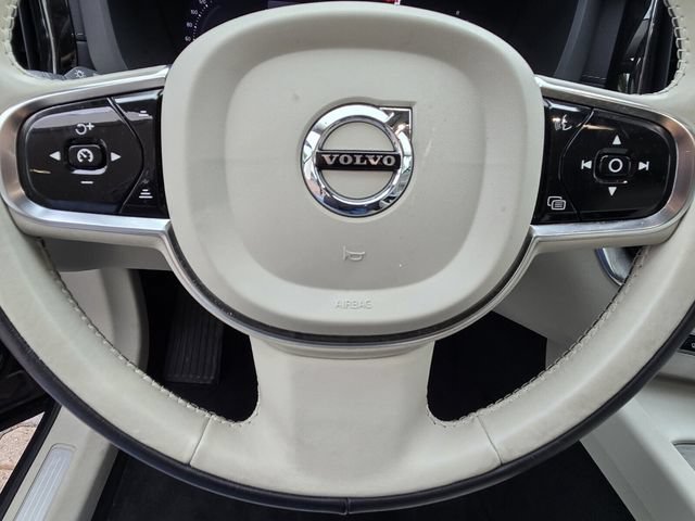 Certified 2024 Volvo XC60 B5 Ultimate AWD/4WD image 25