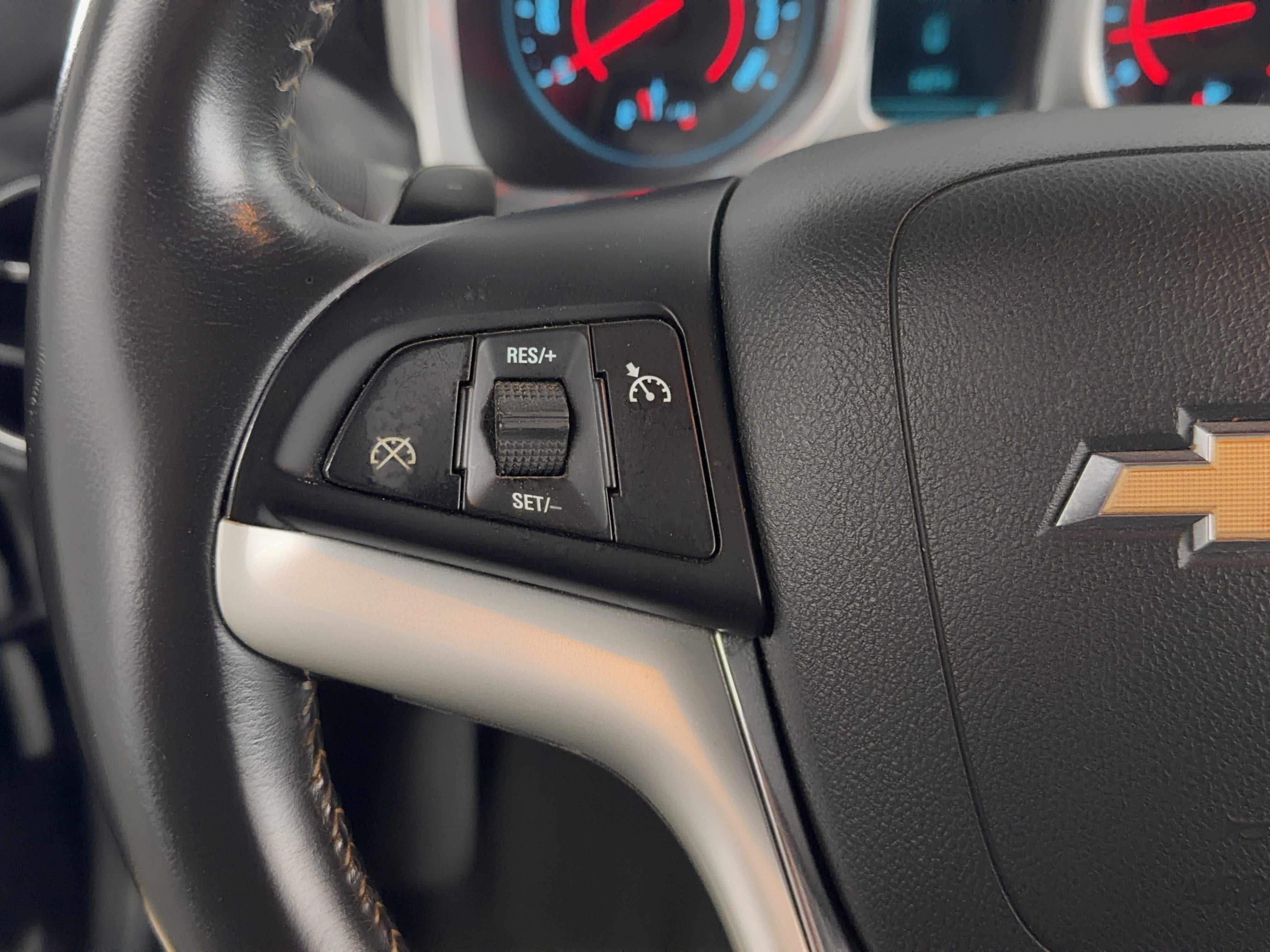Used 2015 Chevrolet Camaro LT RWD image 20
