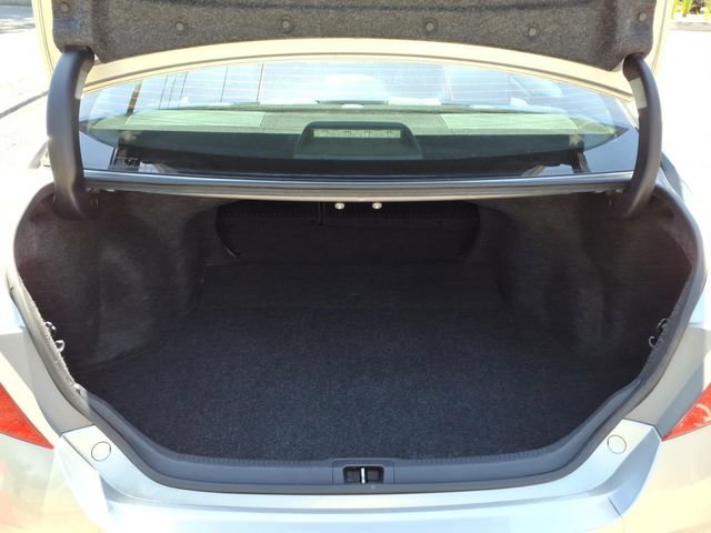 Used 2015 Toyota Camry SE FWD image 20
