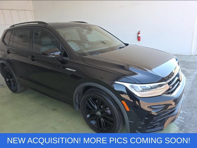 Used 2022 Volkswagen Tiguan SE R-Line FWD image 1
