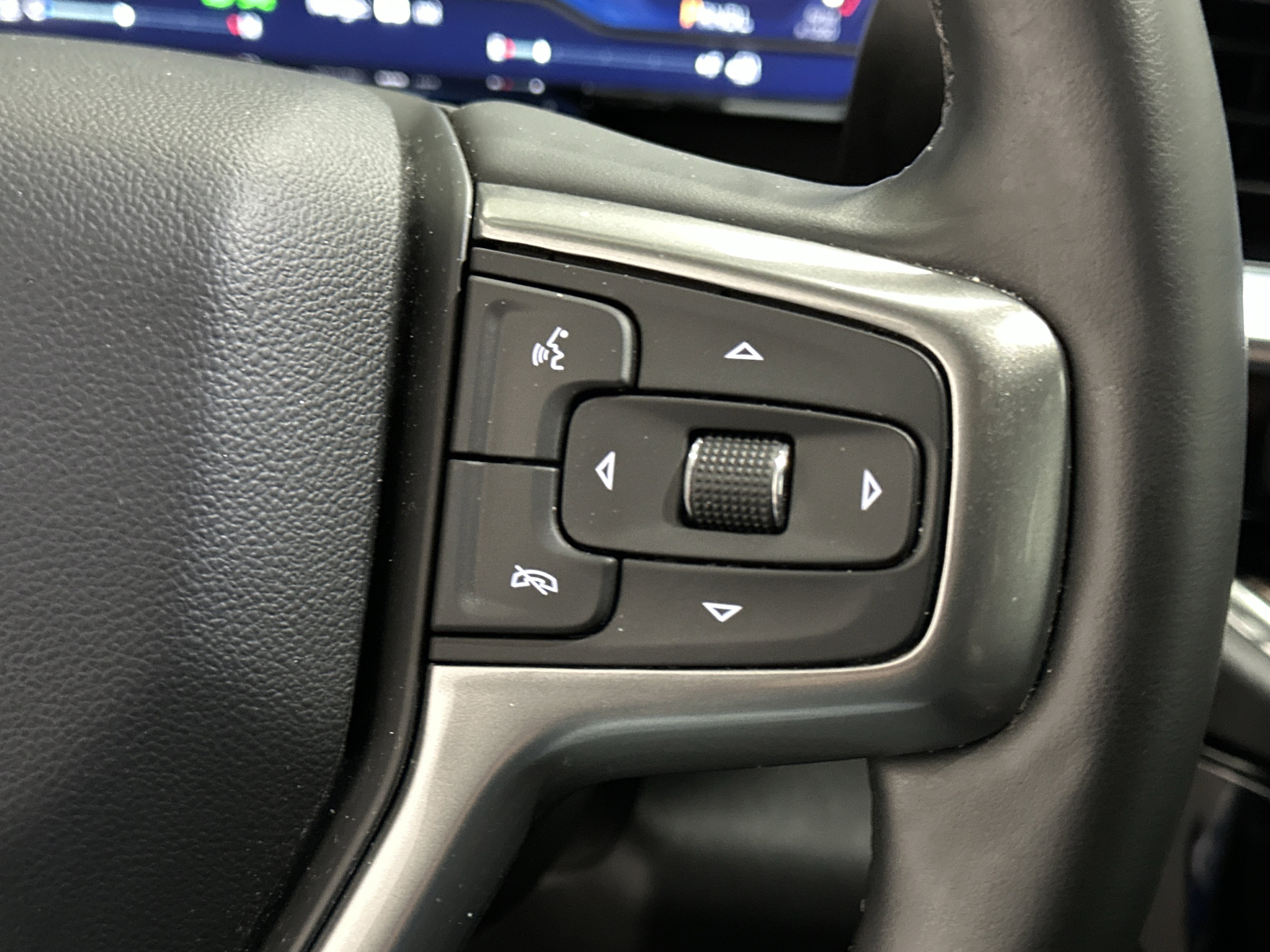 Used 2024 Chevrolet Silverado 1500 LT w/ Z71 Off-Road Package image 26