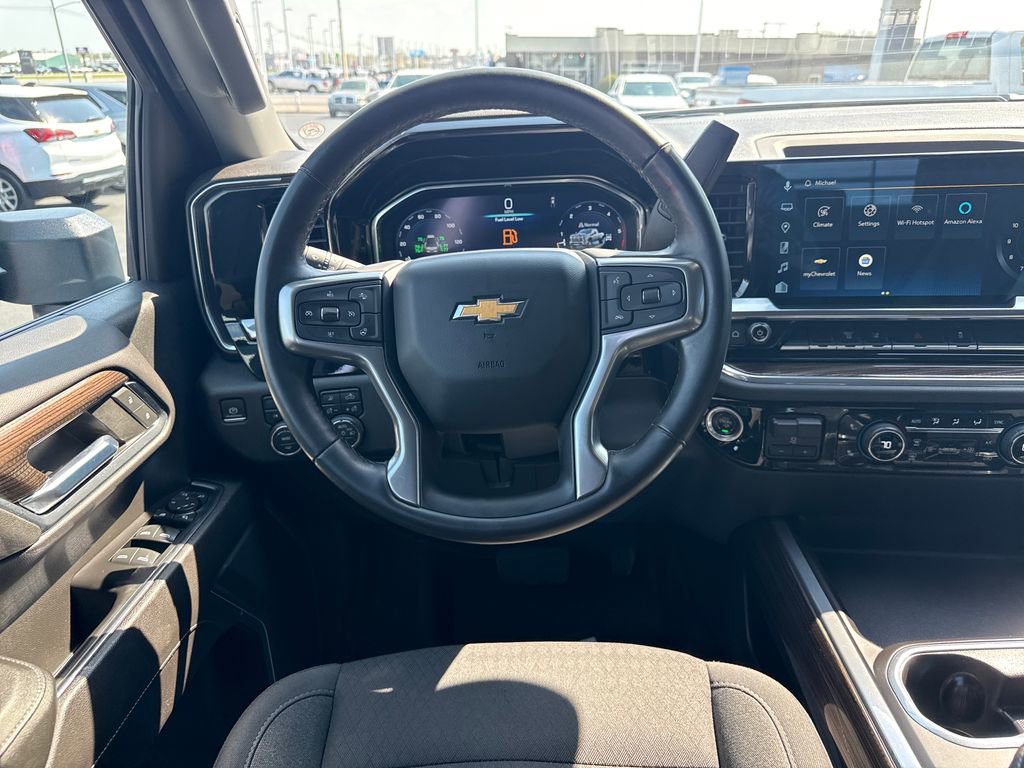 Used 2024 Chevrolet Silverado 3500 LT w/ Convenience Package AWD/4WD image 17