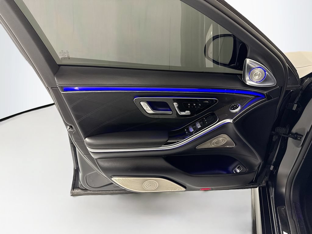 Used 2024 Mercedes-Benz S 63 AMG S image 25