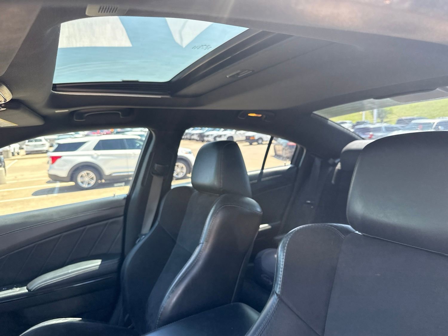 Used 2020 Dodge Charger R/T w/ Plus Group RWD image 11