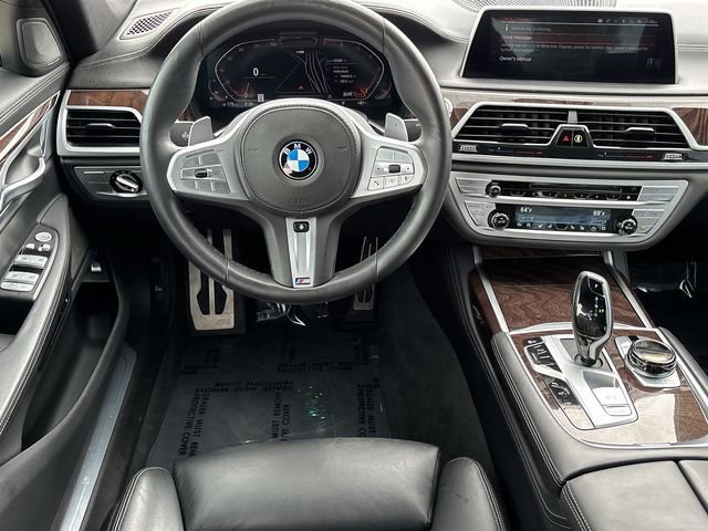 Used 2020 BMW 750i xDrive w/ Executive Package image 12