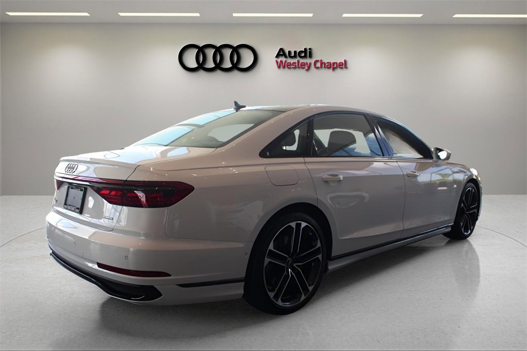 New 2025 Audi A8 L 3.0T image 5