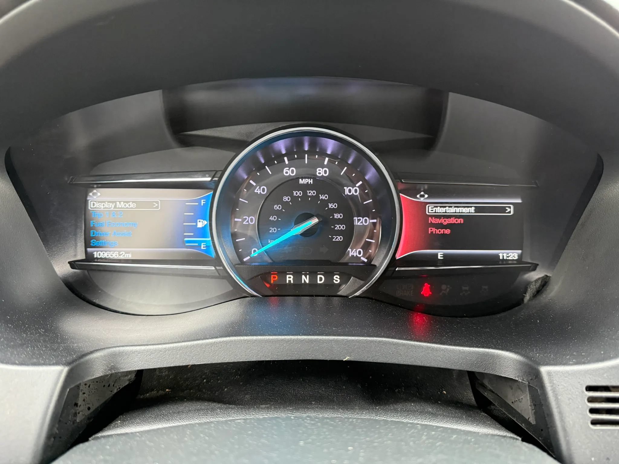 Used 2018 Ford Explorer XLT w/ Equipment Group 202A AWD/4WD image 22