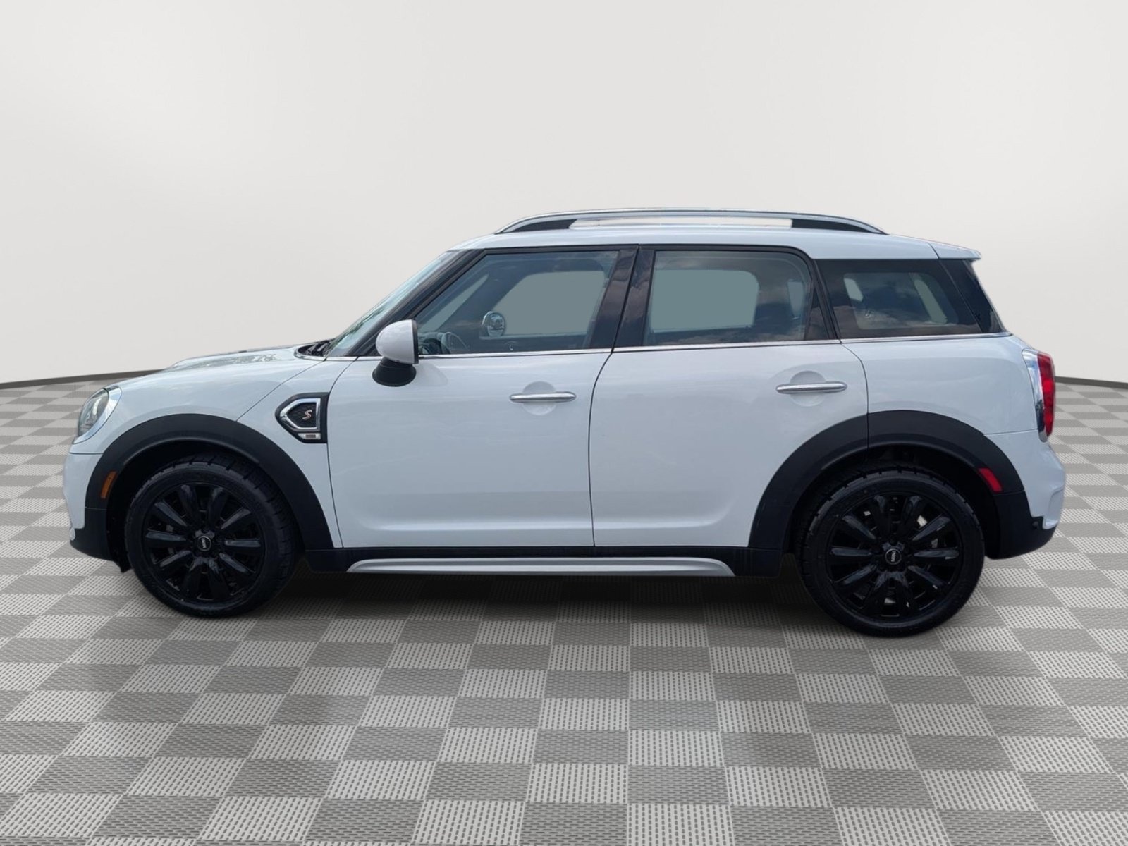 Used 2019 MINI Cooper Countryman S FWD image 2