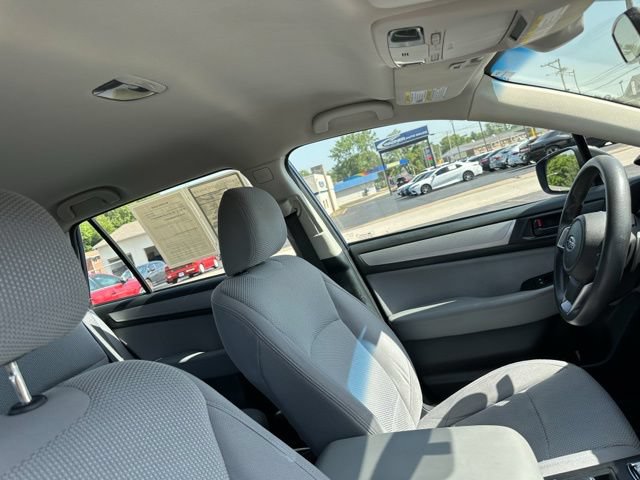 Used 2019 Subaru Outback 2.5i AWD/4WD image 25