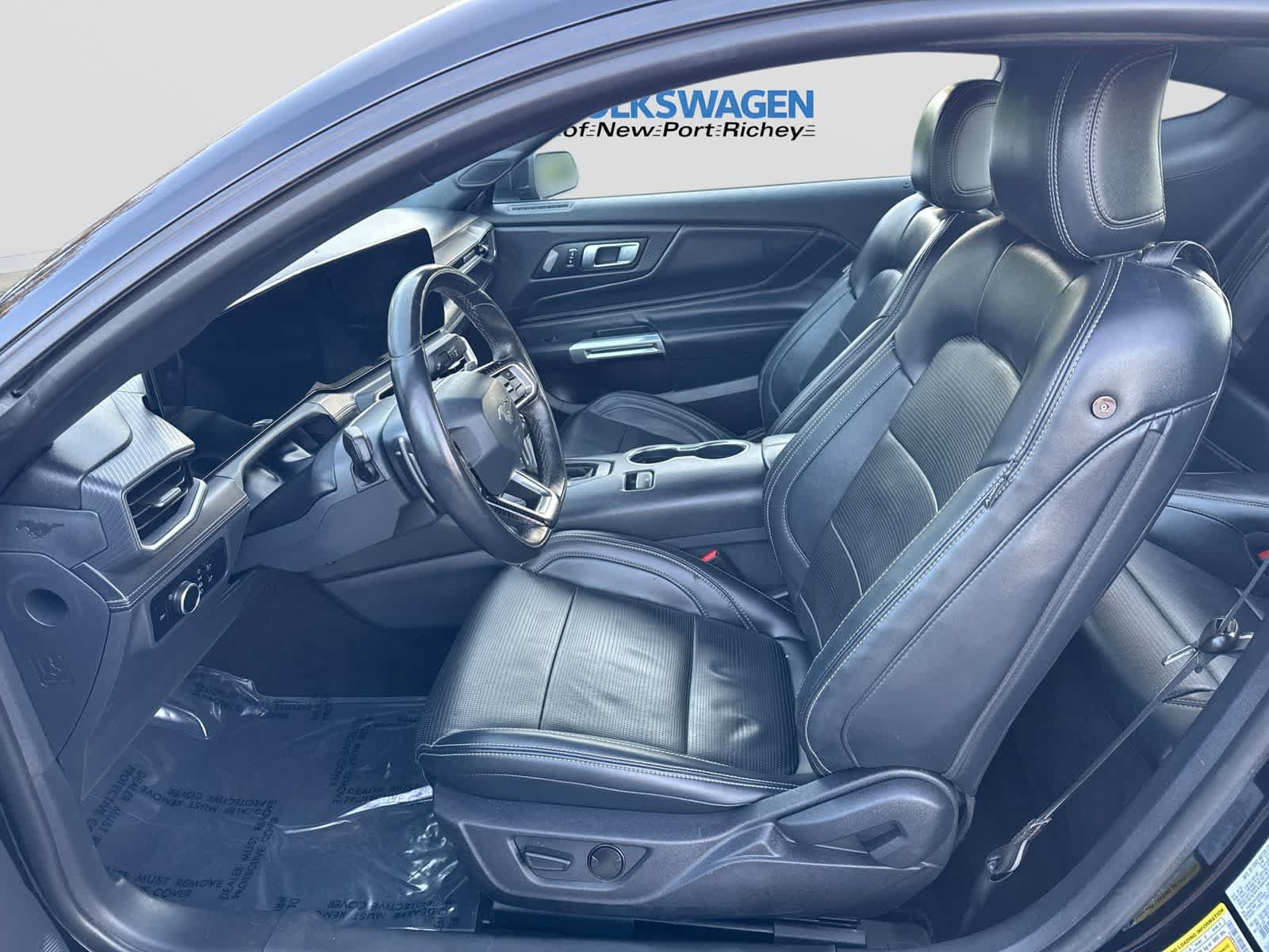 Used 2025 Ford Mustang GT Premium RWD image 22